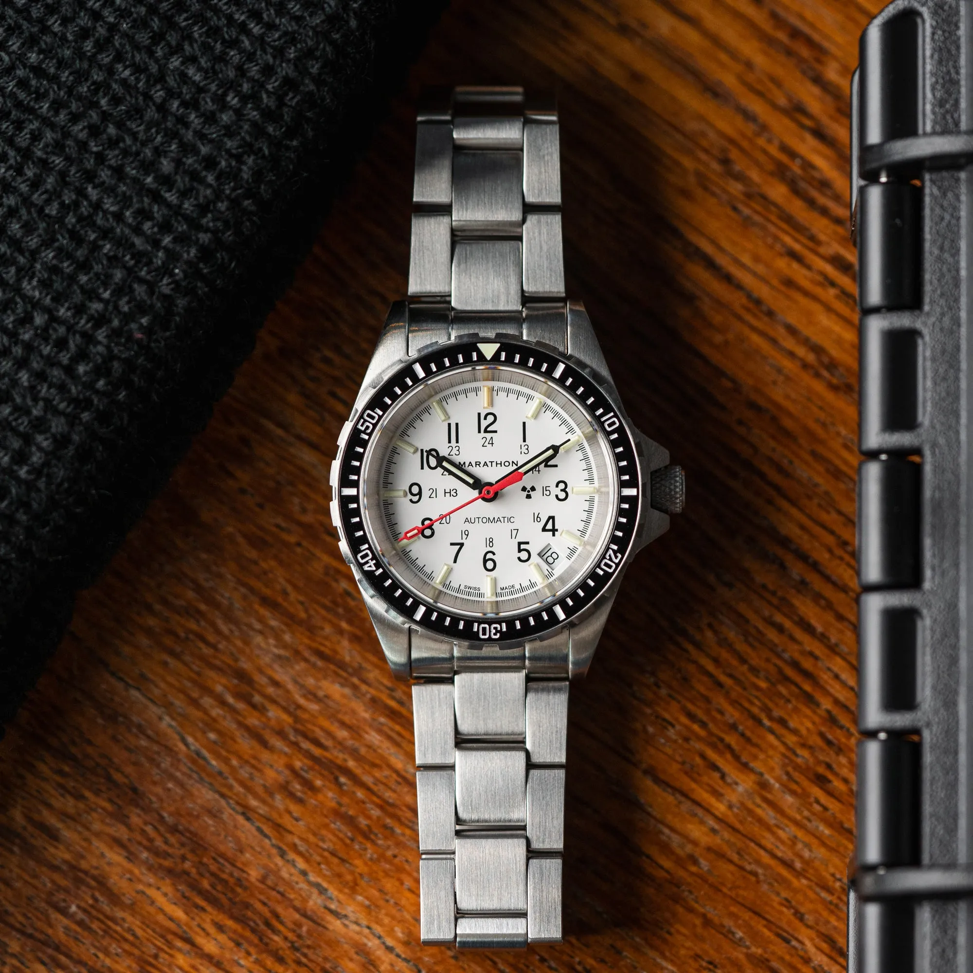 36mm Arctic Edition Medium Diver's Automatic (MSAR Auto) with Stainless Steel Bracelet