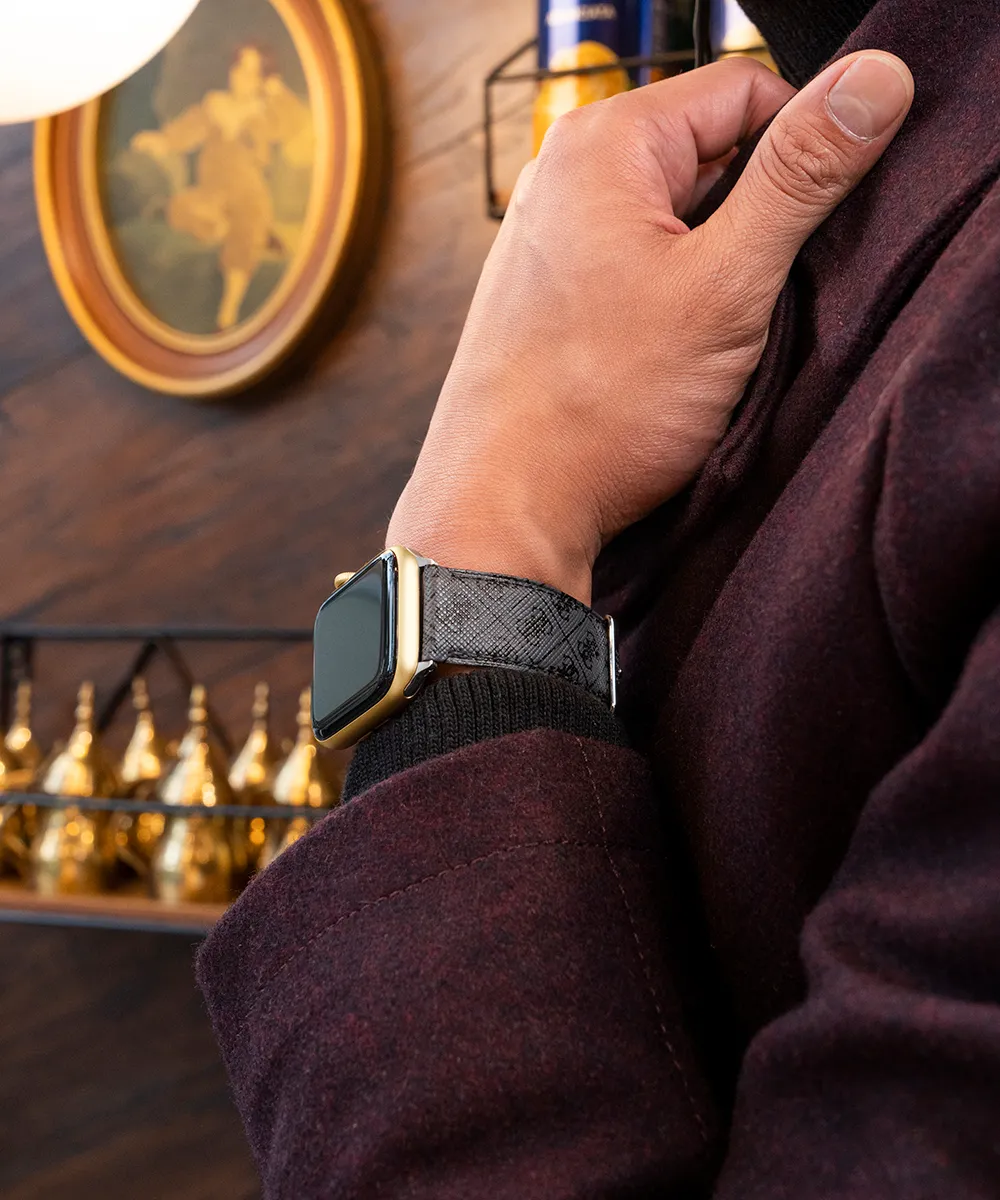 GUESS Logo Leather Band for Apple 42-44 mm Watch