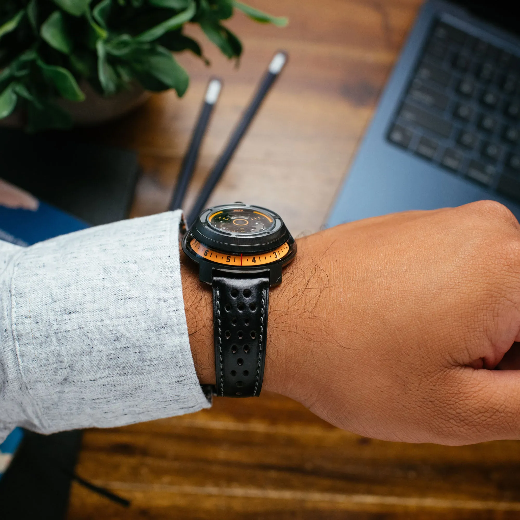 Invertor II Automatic Gunmetal Orange