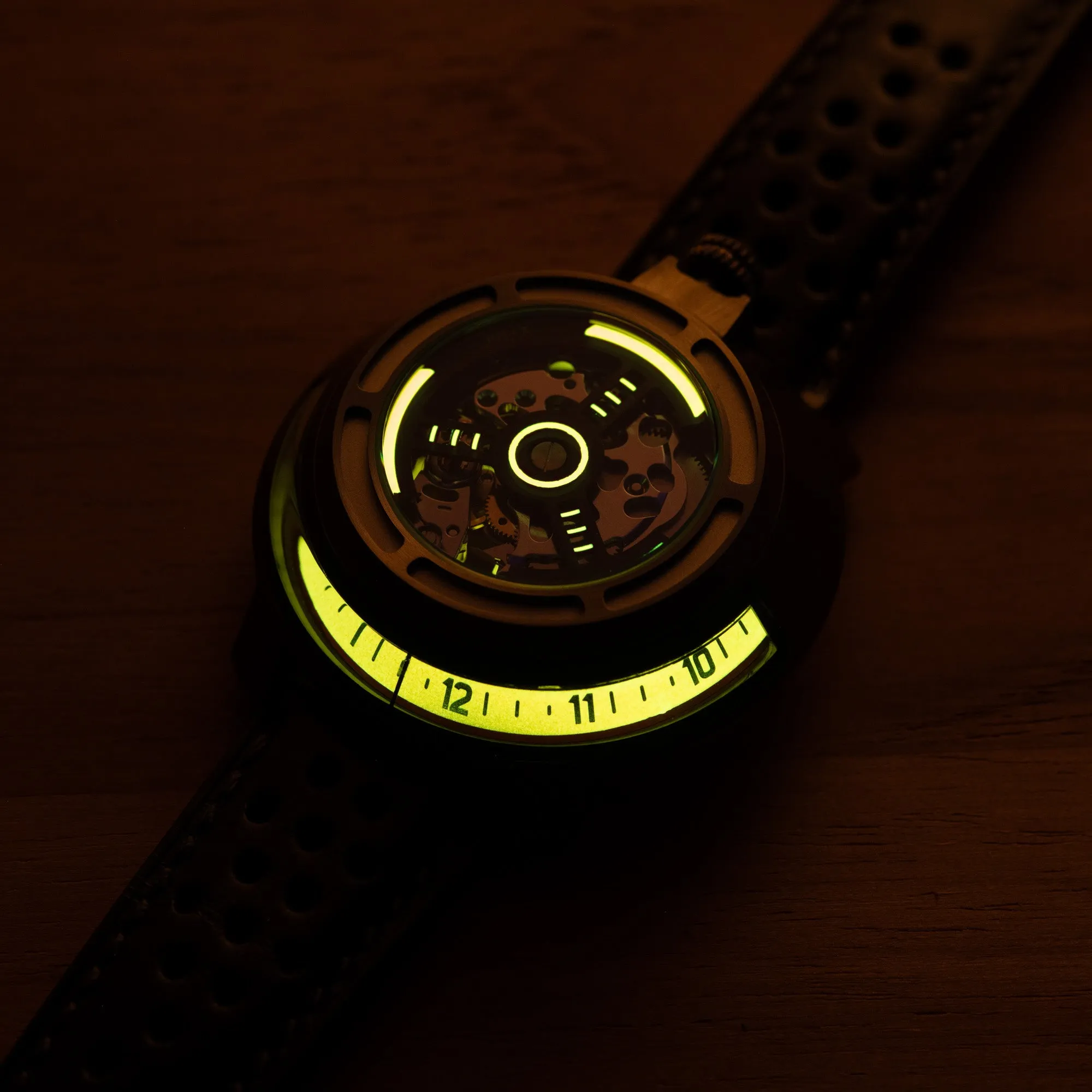 Invertor II Automatic Gunmetal Orange