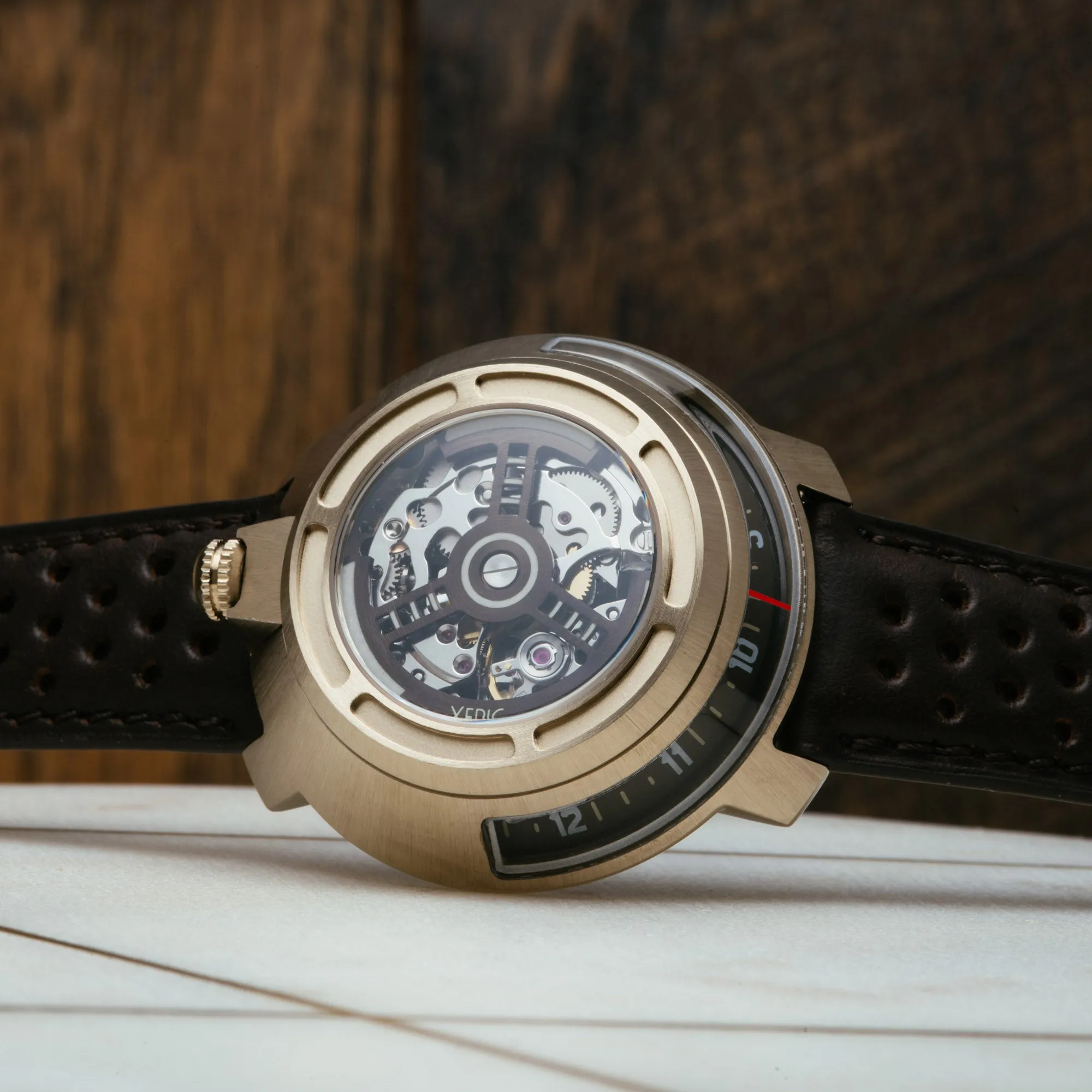 Invertor II Automatic Khaki Coffee