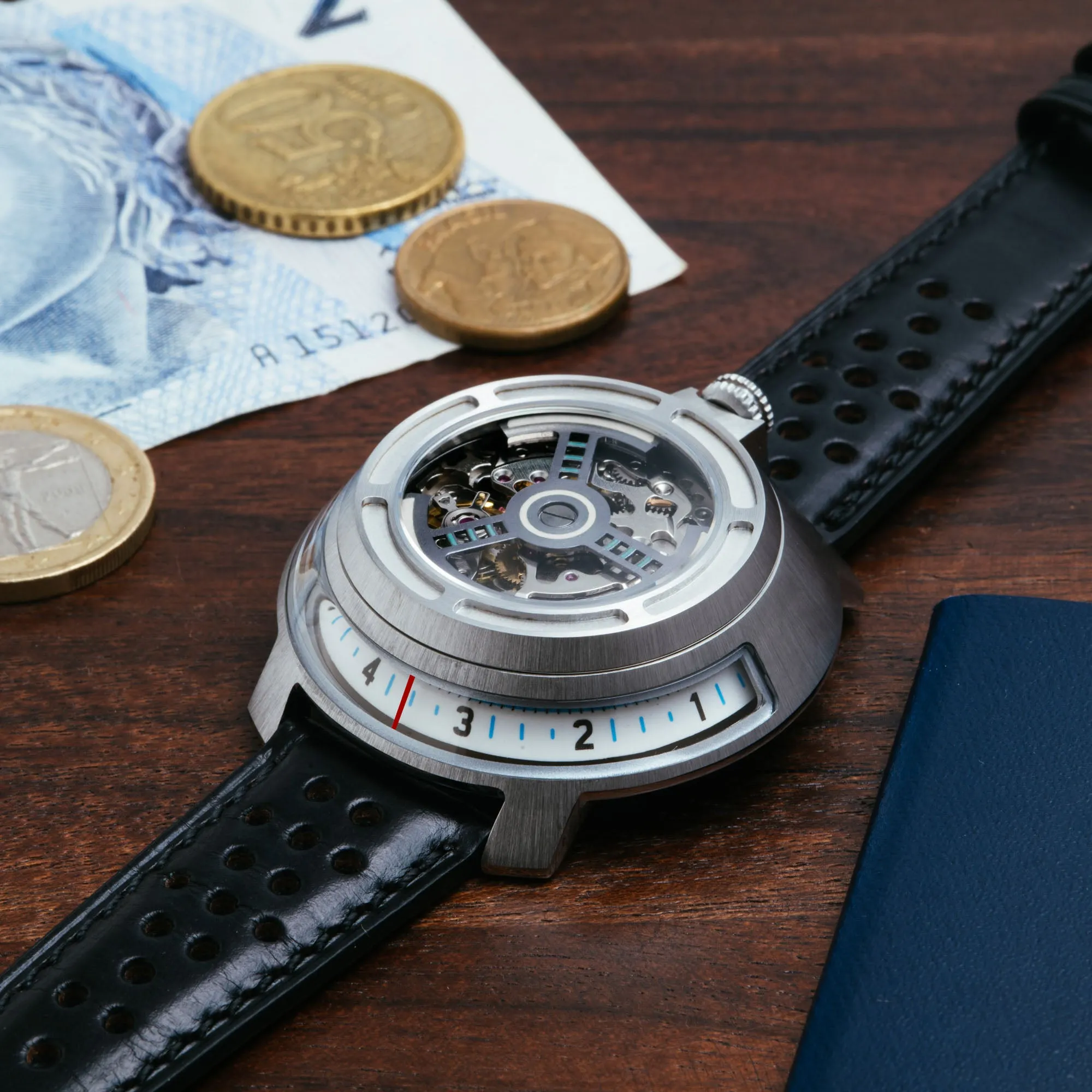 Invertor II Automatic Steel White