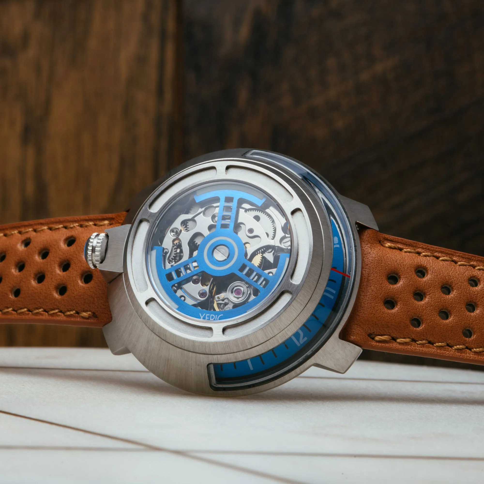 Invertor II Automatic Tan Blue