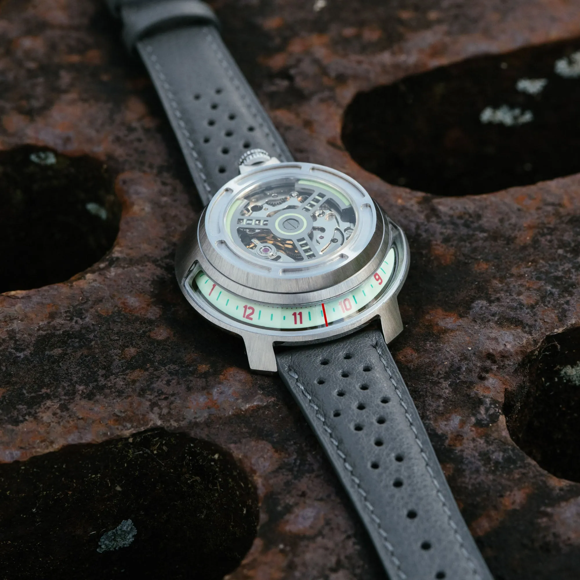 Invertor II Automatic Vintage Mint