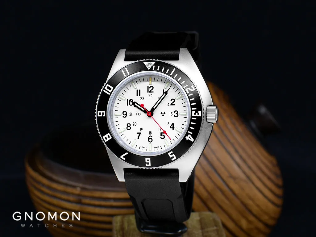 Pilot’s Navigator Stainless Steel Arctic Quartz (SSNAV) - 3-Piece Rubber Strap Kit Ref. WW194001SS-0530