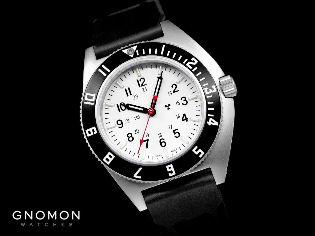 Pilot’s Navigator Stainless Steel Arctic Quartz (SSNAV) - 3-Piece Rubber Strap Kit Ref. WW194001SS-0530