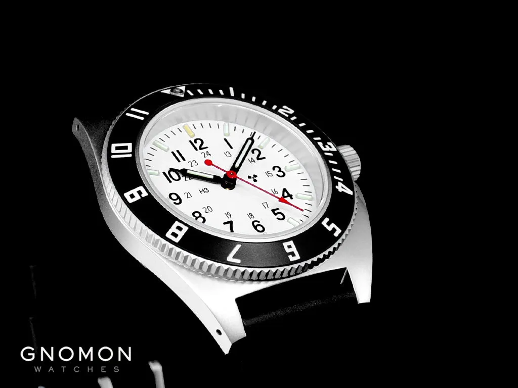 Pilot’s Navigator Stainless Steel Arctic Quartz (SSNAV) - 3-Piece Rubber Strap Kit Ref. WW194001SS-0530