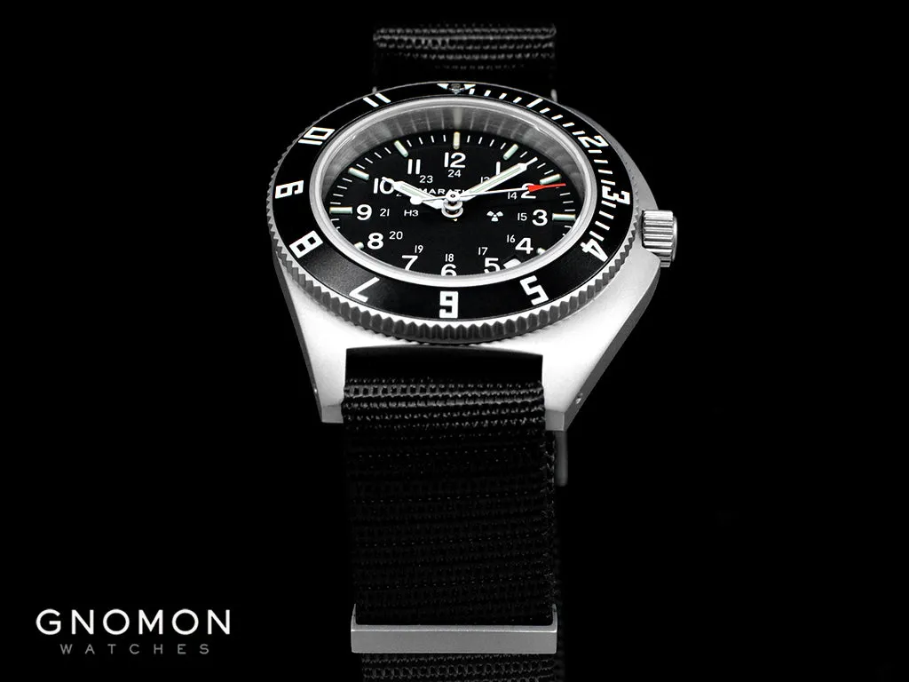 Pilot’s Navigator Stainless Steel NGM - Nylon Defstan Strap Ref. WW194013SS-0103