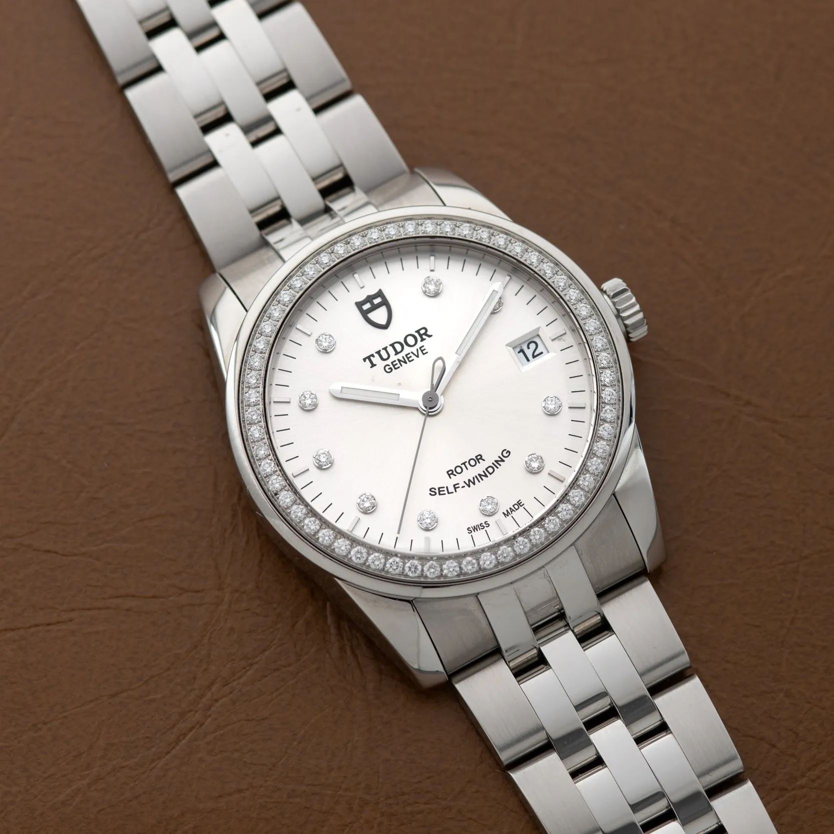 Tudor Glamour Date